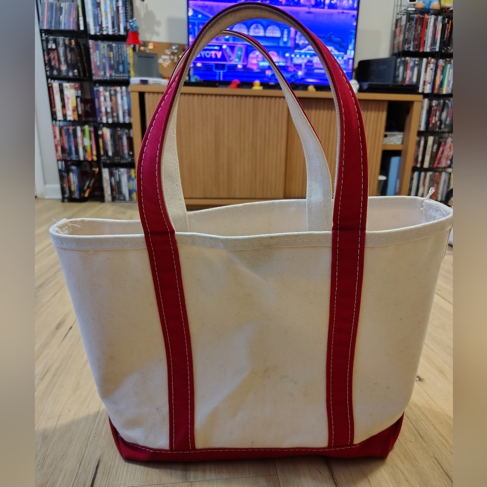 L.L. Bean Boat And Tote - Picture 2 of 8